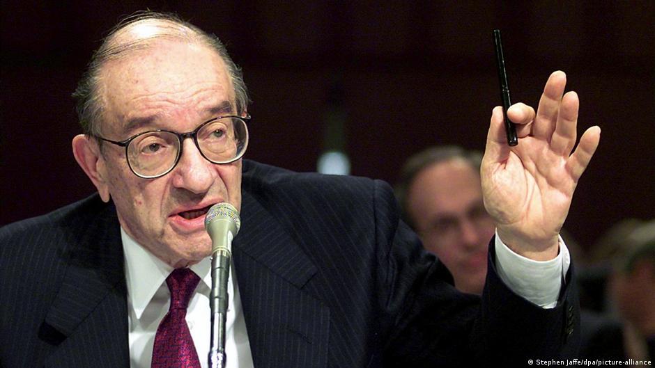 Alan Greenspan's Legacy: Navigating Economic Shifts and the 2008 Financial Crisis