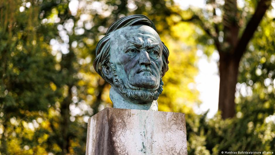 Bayreuth Festival Reinstates Holocaust Memorial Event Amidst Controversy
