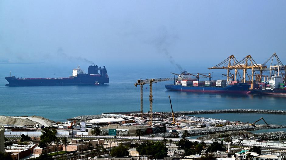 Beyond Hormuz: Examining Iran's Broader Influence on Gulf Oil Routes