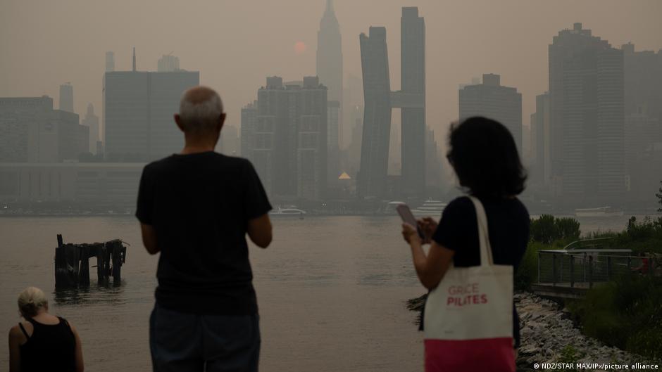 Canadian Wildfires Lead to Widespread US Air Quality Concerns, Prompting Political and Event Reactions