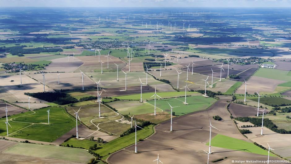 Eastern Germany's Energy Transition Faces Uncertainty Amidst Political Shifts