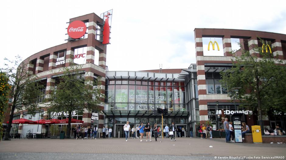 German Cities Face Financial Peril Amidst Rising Social Costs and Declining Revenues