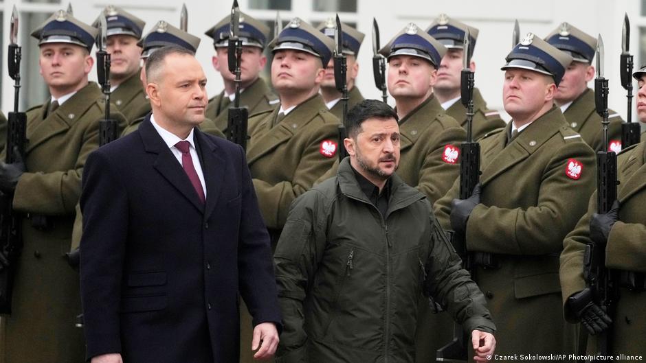 Poland's Stance on Ukraine Aid Shifts Amid Historical Tensions